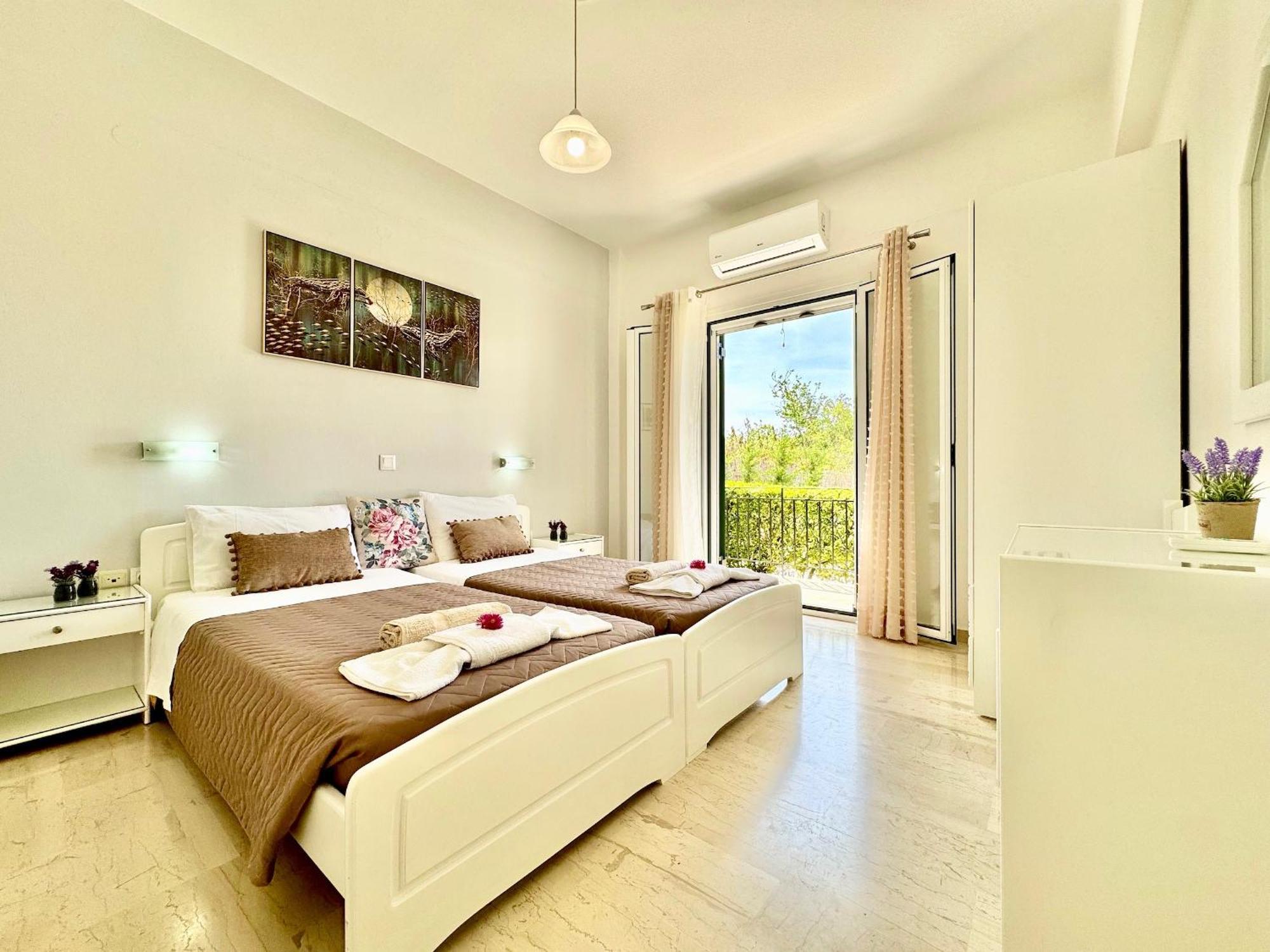 Villa Dafni With Private Pool By Dadovillas