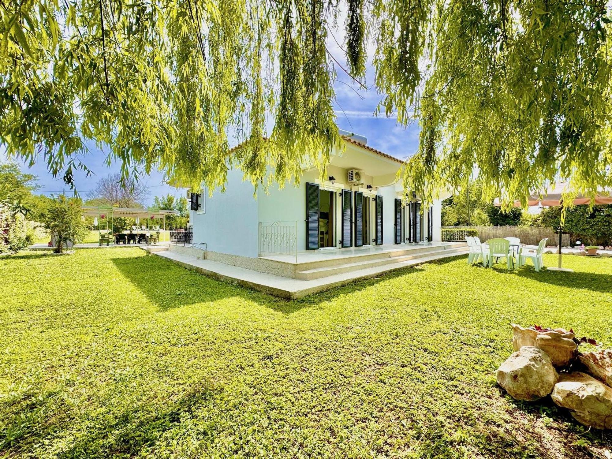 Villa Dafni With Private Pool By Dadovillas Roda (Corfu)